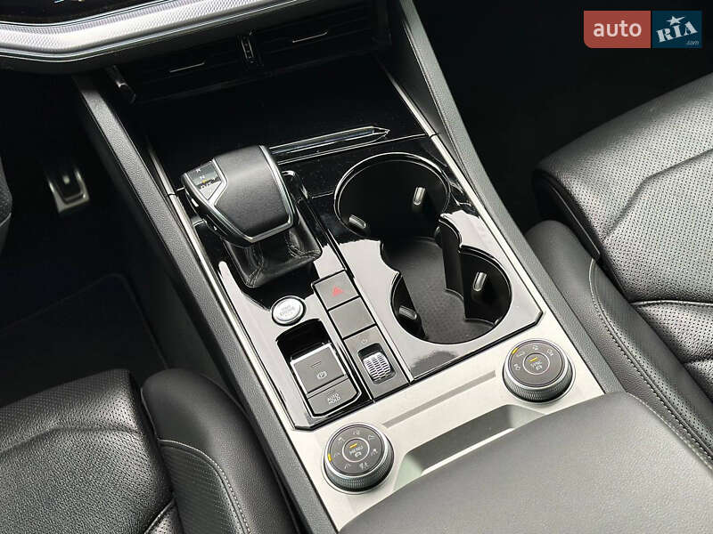 Внедорожник / Кроссовер Volkswagen Touareg 2019 в Кривом Роге