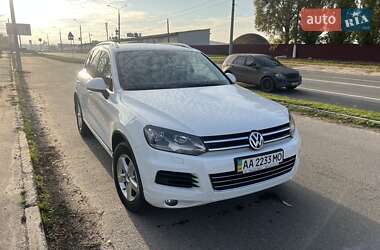 Позашляховик / Кросовер Volkswagen Touareg 2012 в Харкові