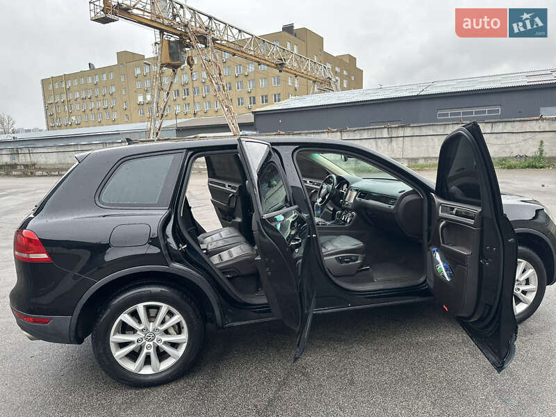 Внедорожник / Кроссовер Volkswagen Touareg 2010 в Киеве фото 27 Внедорожник / Кроссовер Volkswagen Touareg 2010 в Киеве