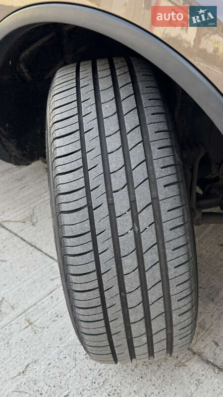 Внедорожник / Кроссовер Volkswagen Touareg 2012 в Киеве фото 30 Внедорожник / Кроссовер Volkswagen Touareg 2012 в Киеве