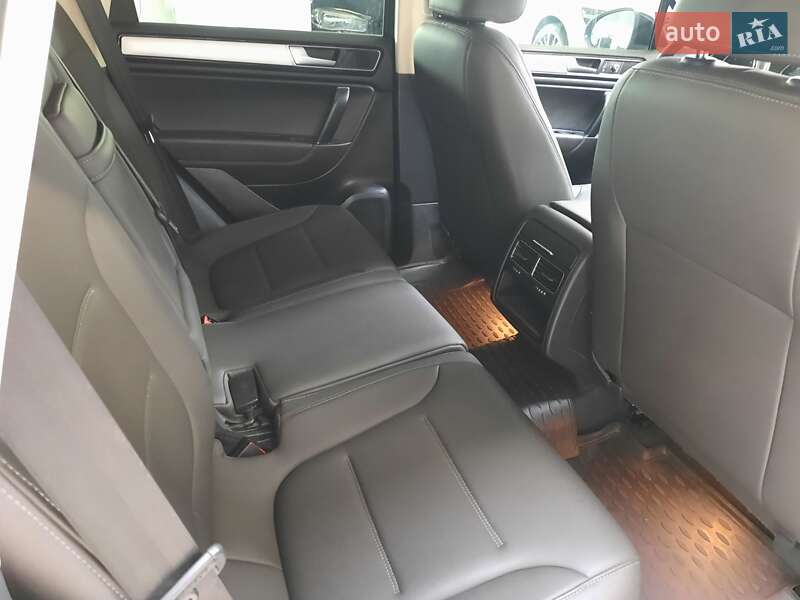 Внедорожник / Кроссовер Volkswagen Touareg 2017 в Хмельницком фото 10 Внедорожник / Кроссовер Volkswagen Touareg 2017 в Хмельницком