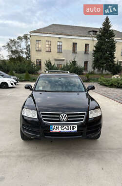 Позашляховик / Кросовер Volkswagen Touareg 2005 в Києві