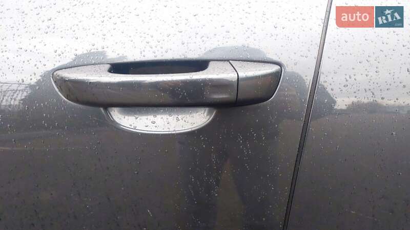 Внедорожник / Кроссовер Volkswagen Touareg 2015 в Киеве фото 15 Внедорожник / Кроссовер Volkswagen Touareg 2015 в Киеве