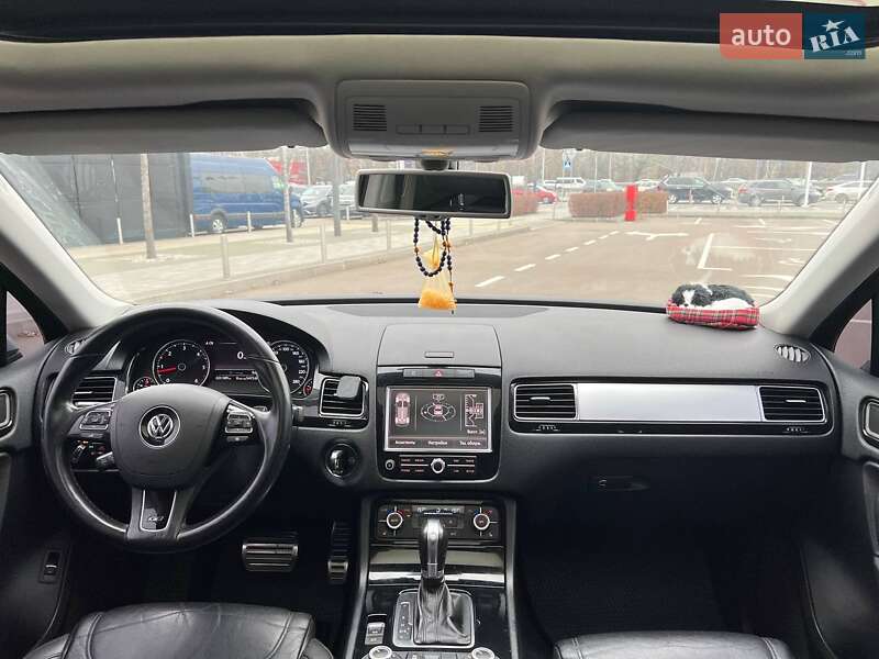 Внедорожник / Кроссовер Volkswagen Touareg 2012 в Киеве фото 24 Внедорожник / Кроссовер Volkswagen Touareg 2012 в Киеве