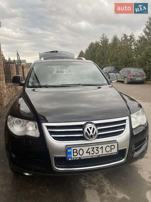 Внедорожник / Кроссовер Volkswagen Touareg 2009 в Тернополе