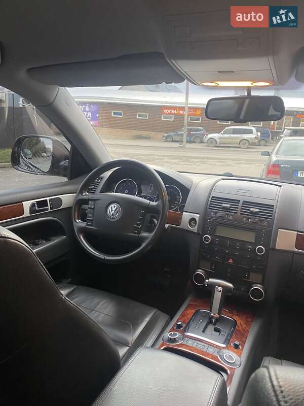 Внедорожник / Кроссовер Volkswagen Touareg 2009 в Тернополе