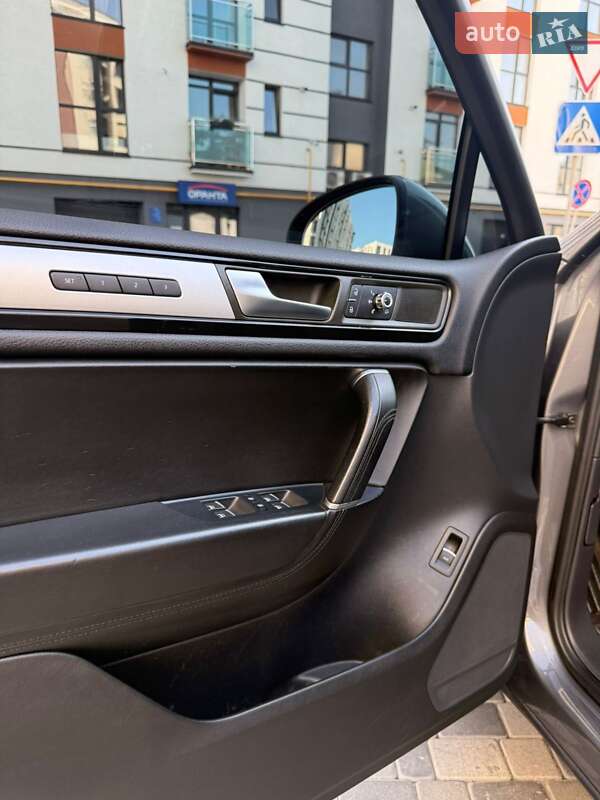 Позашляховик / Кросовер Volkswagen Touareg 2012 в Івано-Франківську фото 23 Позашляховик / Кросовер Volkswagen Touareg 2012 в Івано-Франківську