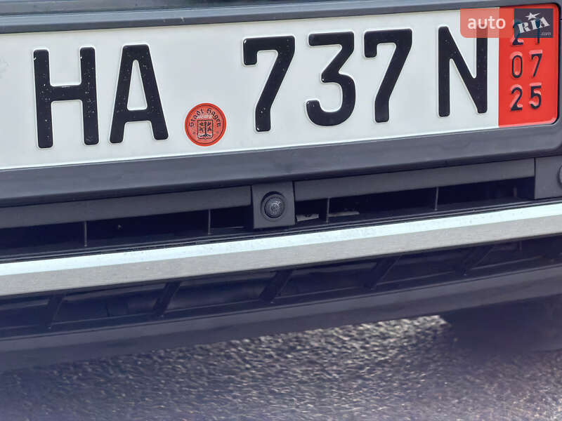 Внедорожник / Кроссовер Volkswagen Touareg 2022 в Ковеле