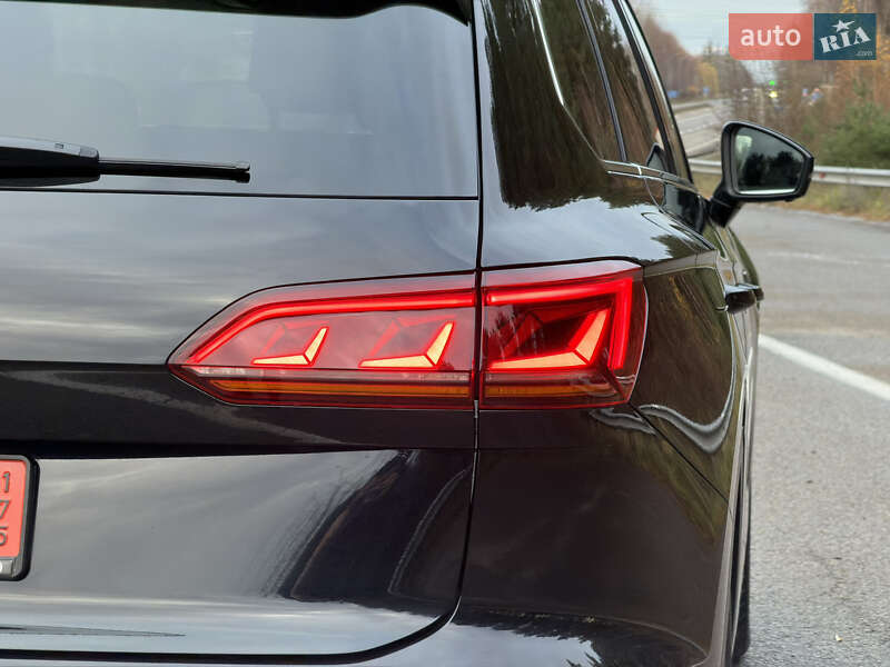 Внедорожник / Кроссовер Volkswagen Touareg 2022 в Ковеле