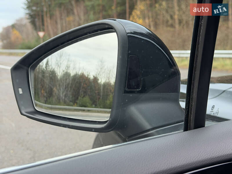 Внедорожник / Кроссовер Volkswagen Touareg 2022 в Ковеле