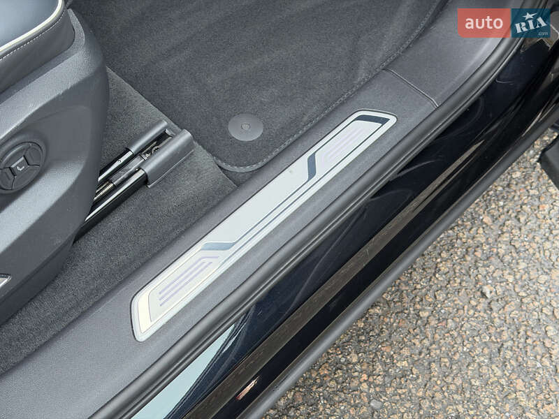 Внедорожник / Кроссовер Volkswagen Touareg 2022 в Ковеле