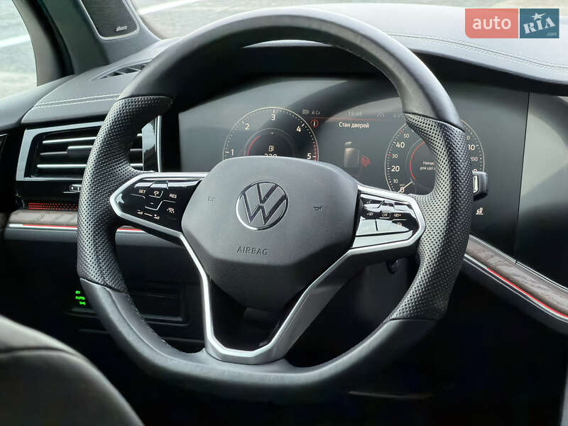 Внедорожник / Кроссовер Volkswagen Touareg 2022 в Ковеле