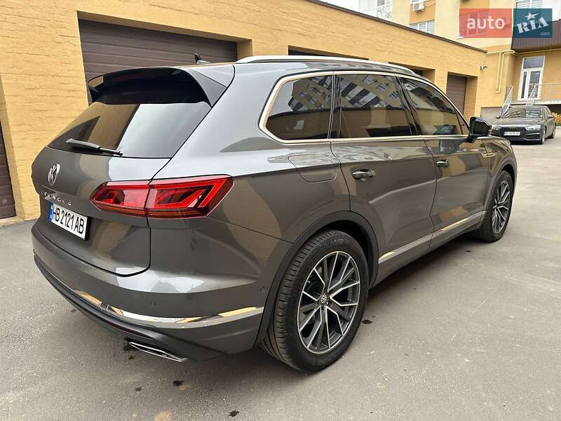 Внедорожник / Кроссовер Volkswagen Touareg 2019 в Миргороде