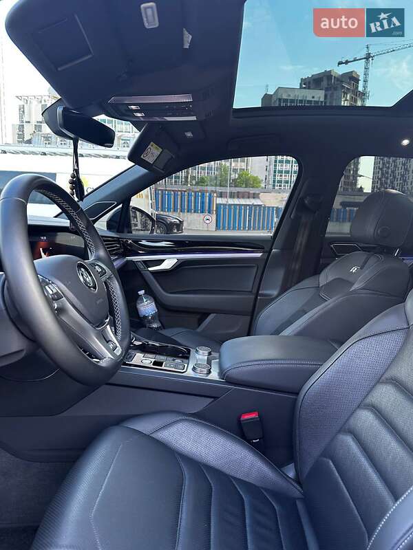 Внедорожник / Кроссовер Volkswagen Touareg 2019 в Киеве фото 10 Внедорожник / Кроссовер Volkswagen Touareg 2019 в Киеве