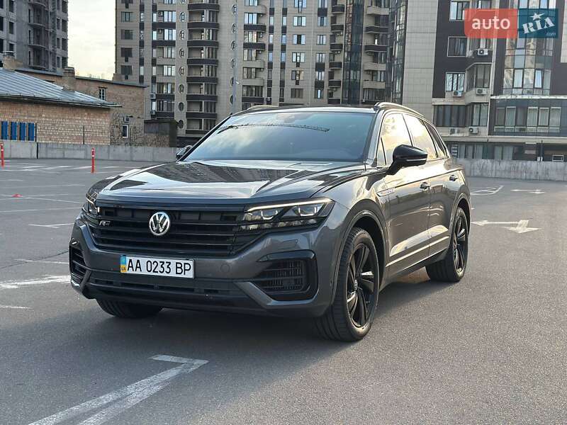 Внедорожник / Кроссовер Volkswagen Touareg 2019 в Киеве фото 25 Внедорожник / Кроссовер Volkswagen Touareg 2019 в Киеве