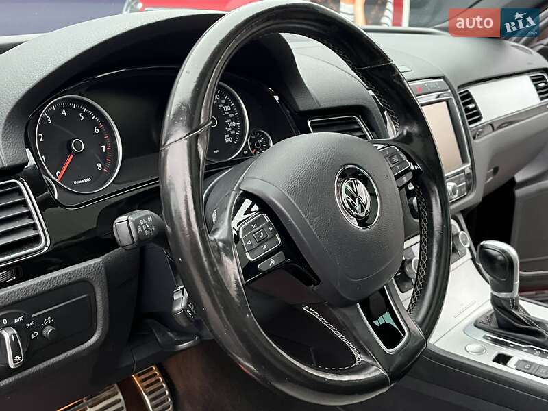 Внедорожник / Кроссовер Volkswagen Touareg 2016 в Виннице фото 30 Внедорожник / Кроссовер Volkswagen Touareg 2016 в Виннице
