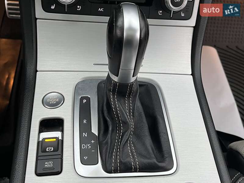 Внедорожник / Кроссовер Volkswagen Touareg 2016 в Виннице фото 40 Внедорожник / Кроссовер Volkswagen Touareg 2016 в Виннице