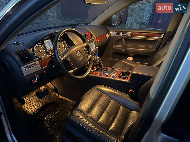 Внедорожник / Кроссовер Volkswagen Touareg 2005 в Прилуках фото 7 Внедорожник / Кроссовер Volkswagen Touareg 2005 в Прилуках