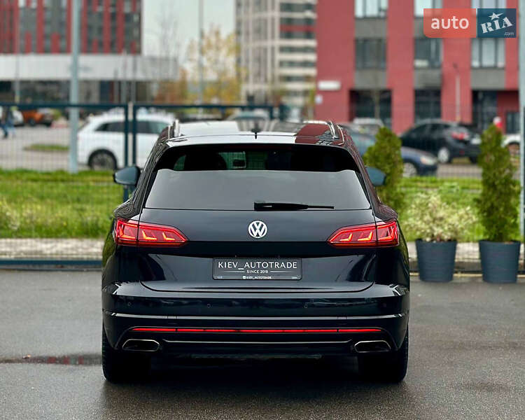 Внедорожник / Кроссовер Volkswagen Touareg 2019 в Киеве фото 10 Внедорожник / Кроссовер Volkswagen Touareg 2019 в Киеве