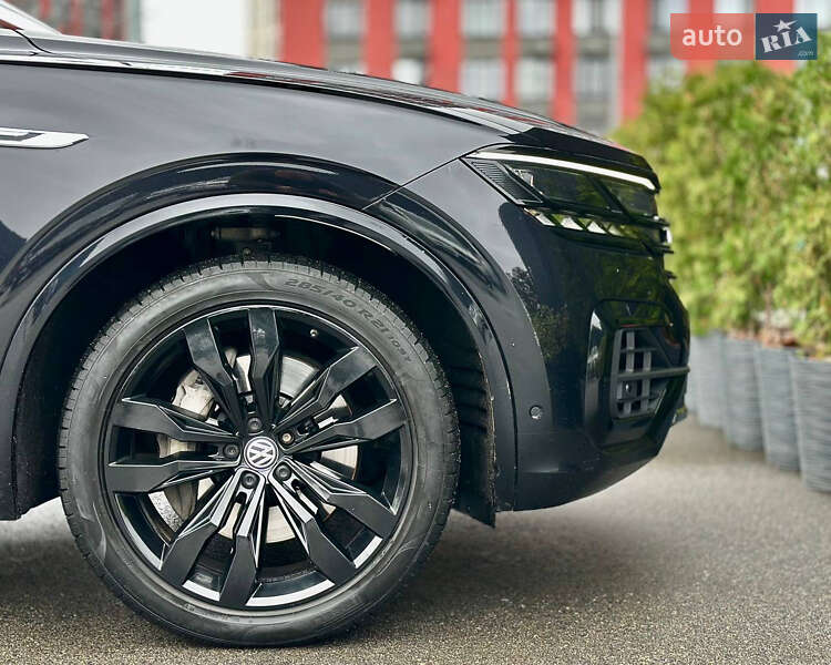 Внедорожник / Кроссовер Volkswagen Touareg 2019 в Киеве фото 15 Внедорожник / Кроссовер Volkswagen Touareg 2019 в Киеве
