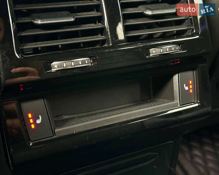 Внедорожник / Кроссовер Volkswagen Touareg 2019 в Киеве фото 50 Внедорожник / Кроссовер Volkswagen Touareg 2019 в Киеве