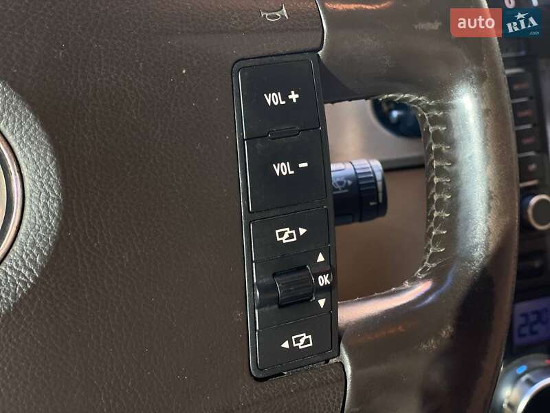 Внедорожник / Кроссовер Volkswagen Touareg 2008 в Киеве фото 23 Внедорожник / Кроссовер Volkswagen Touareg 2008 в Киеве
