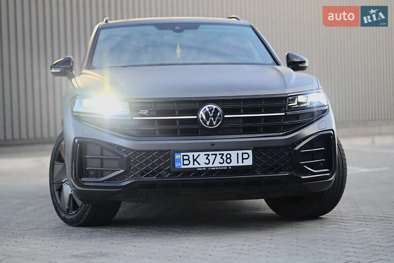 Внедорожник / Кроссовер Volkswagen Touareg 2024 в Ровно