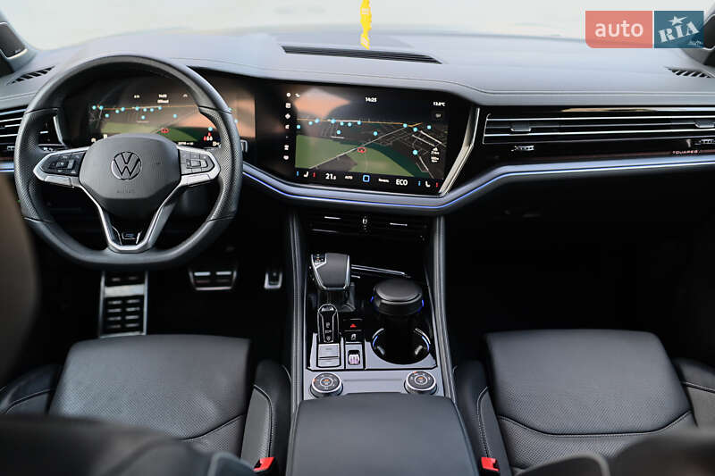 Внедорожник / Кроссовер Volkswagen Touareg 2024 в Ровно
