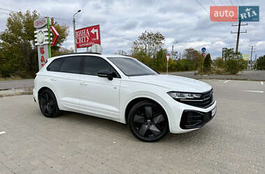 Позашляховик / Кросовер Volkswagen Touareg 2025 в Одесі