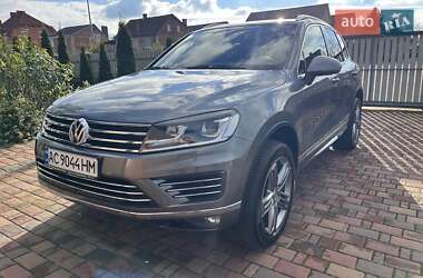 Позашляховик / Кросовер Volkswagen Touareg 2016 в Луцьку