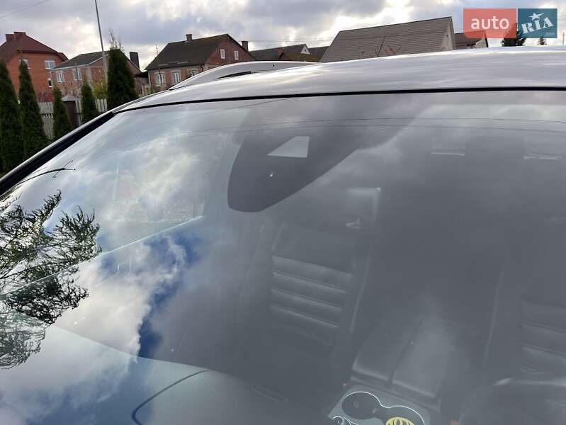 Внедорожник / Кроссовер Volkswagen Touareg 2016 в Луцке