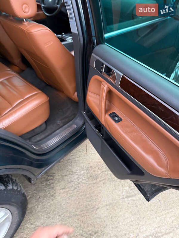 Внедорожник / Кроссовер Volkswagen Touareg 2004 в Белой Церкви фото 19 Внедорожник / Кроссовер Volkswagen Touareg 2004 в Белой Церкви