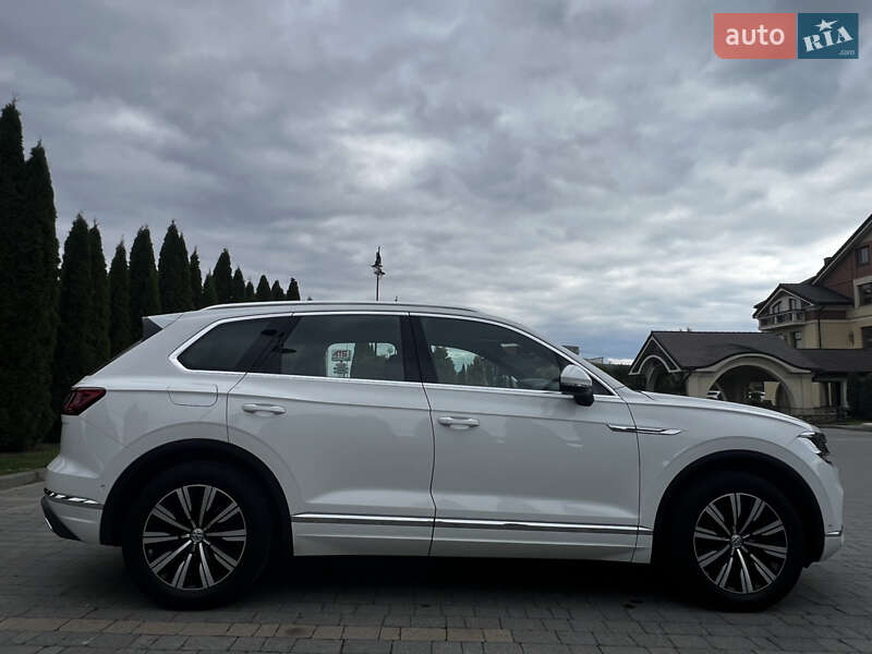 Внедорожник / Кроссовер Volkswagen Touareg 2018 в Львове фото 10 Внедорожник / Кроссовер Volkswagen Touareg 2018 в Львове