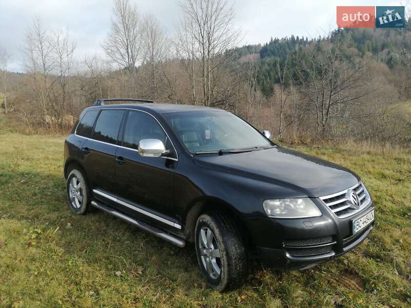 Внедорожник / Кроссовер Volkswagen Touareg 2005 в Львове