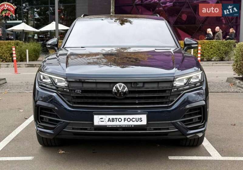 Внедорожник / Кроссовер Volkswagen Touareg 2023 в Киеве