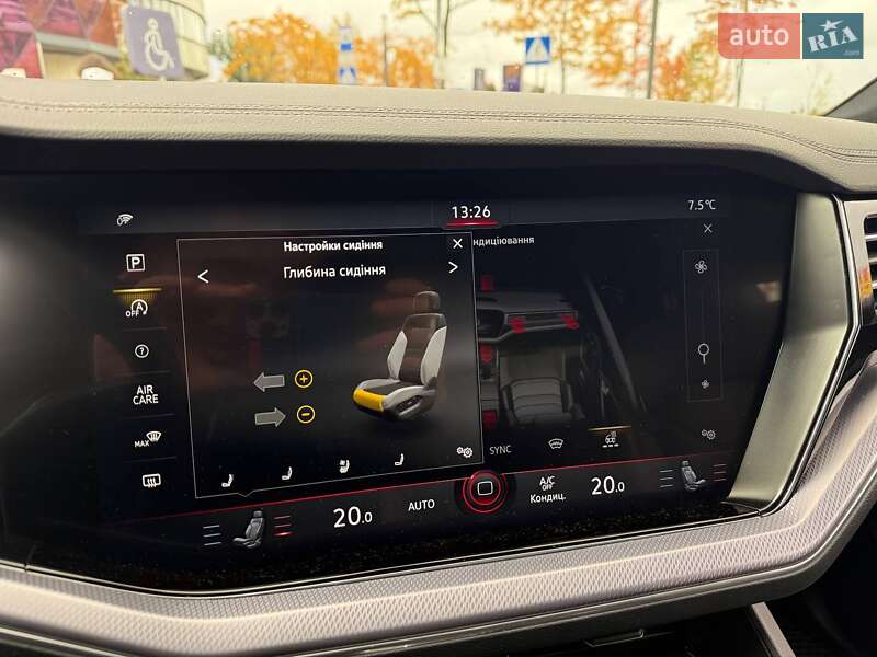 Внедорожник / Кроссовер Volkswagen Touareg 2023 в Киеве