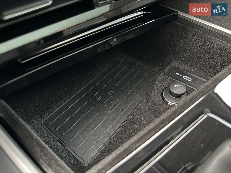 Внедорожник / Кроссовер Volkswagen Touareg 2021 в Ровно