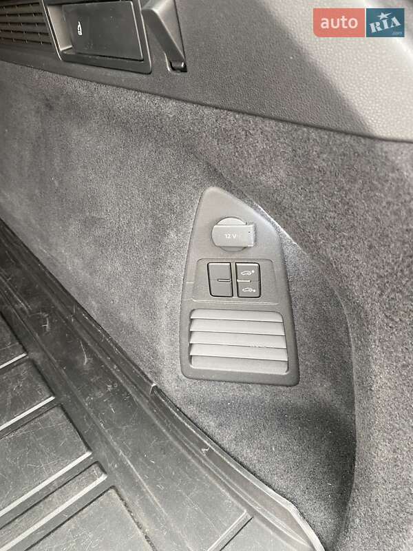 Внедорожник / Кроссовер Volkswagen Touareg 2018 в Кривом Роге