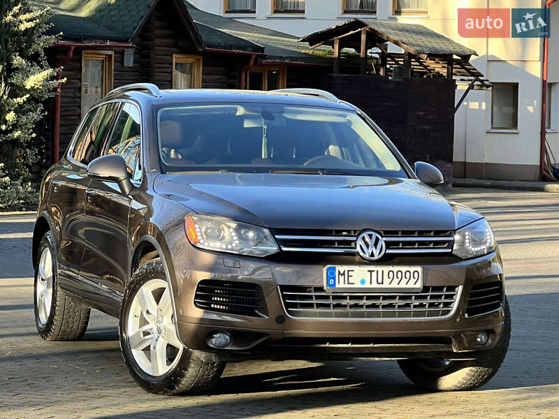 Внедорожник / Кроссовер Volkswagen Touareg 2012 в Трускавце