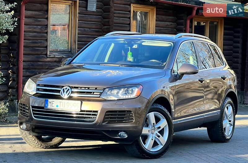 Внедорожник / Кроссовер Volkswagen Touareg 2012 в Трускавце