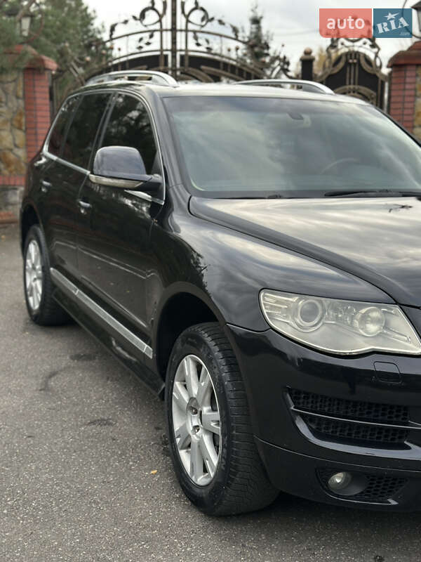 Внедорожник / Кроссовер Volkswagen Touareg 2007 в Виннице