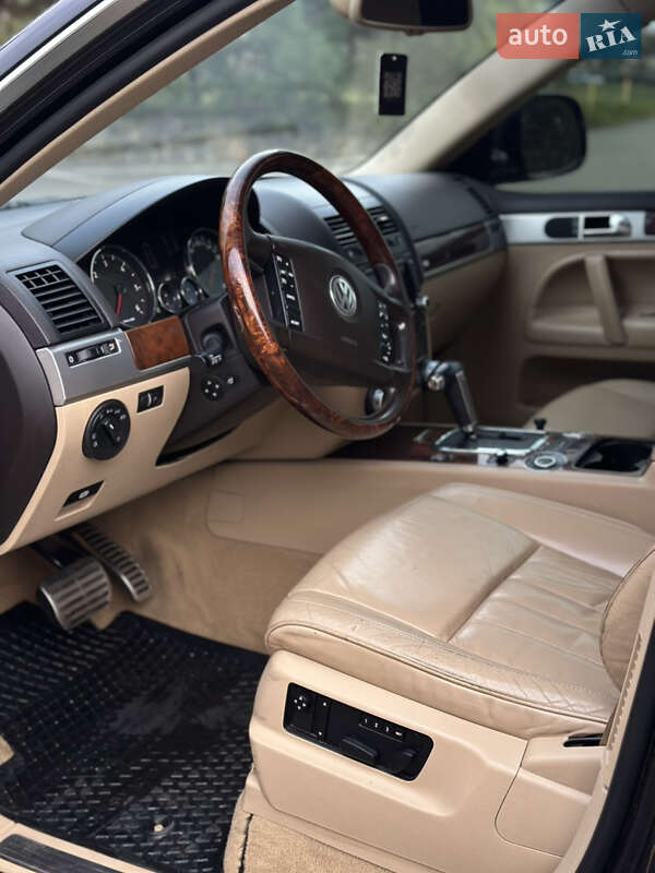 Внедорожник / Кроссовер Volkswagen Touareg 2007 в Виннице