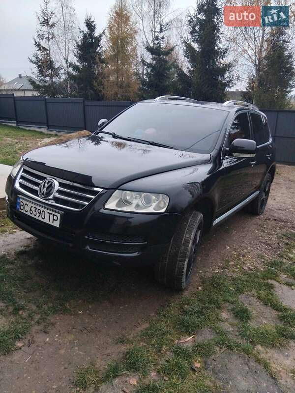 Внедорожник / Кроссовер Volkswagen Touareg 2006 в Добромиле