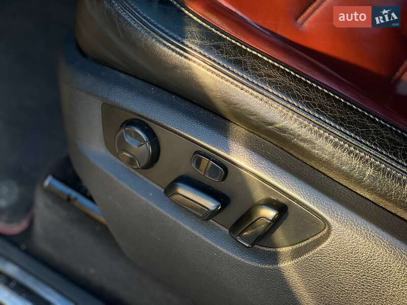 Внедорожник / Кроссовер Volkswagen Touareg 2011 в Львове фото 19 Внедорожник / Кроссовер Volkswagen Touareg 2011 в Львове