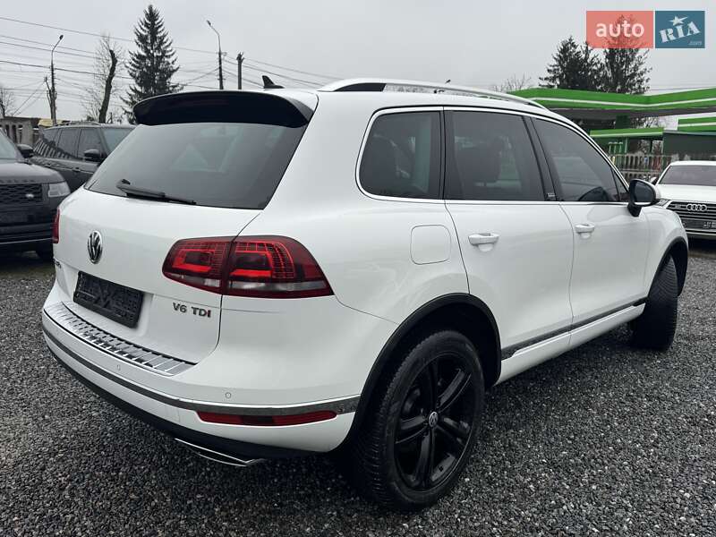 Внедорожник / Кроссовер Volkswagen Touareg 2017 в Тернополе