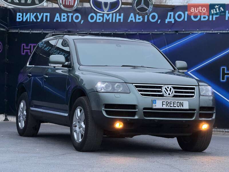 Внедорожник / Кроссовер Volkswagen Touareg 2003 в Запорожье