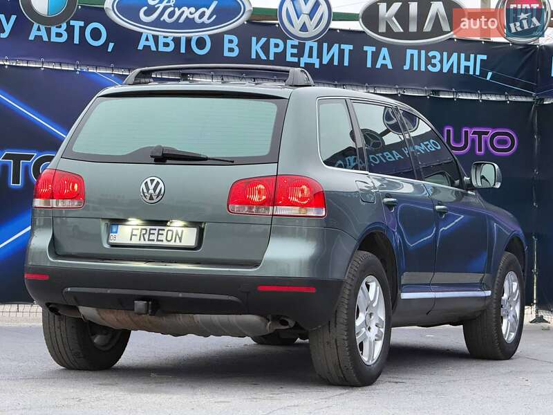 Внедорожник / Кроссовер Volkswagen Touareg 2003 в Запорожье