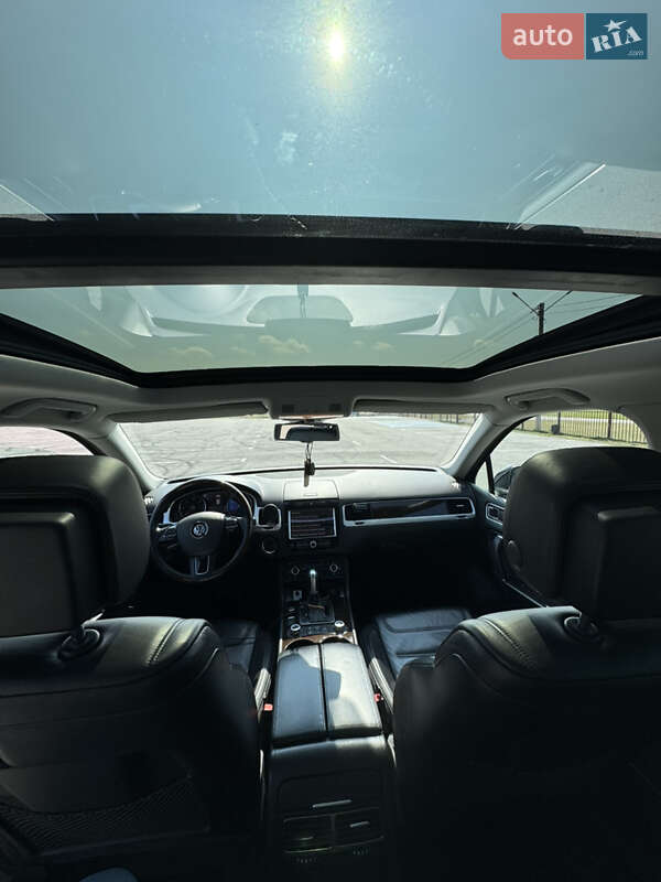 Внедорожник / Кроссовер Volkswagen Touareg 2014 в Луцке фото 13 Внедорожник / Кроссовер Volkswagen Touareg 2014 в Луцке