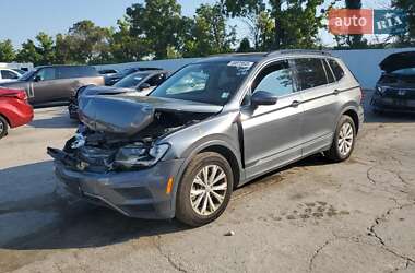 Позашляховик / Кросовер Volkswagen Touareg 2014 в Шепетівці