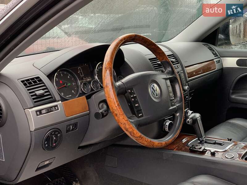 Внедорожник / Кроссовер Volkswagen Touareg 2007 в Бердичеве